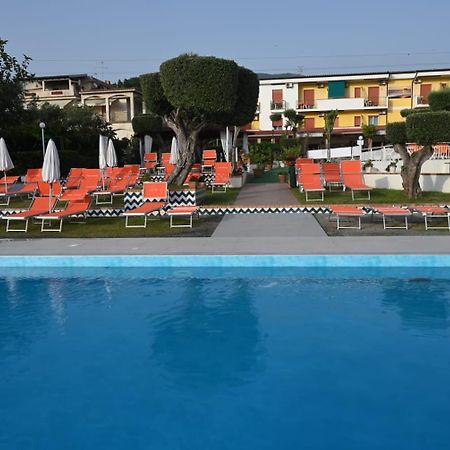 Hotel Cristina ดิอามันเต ภายนอก รูปภาพ