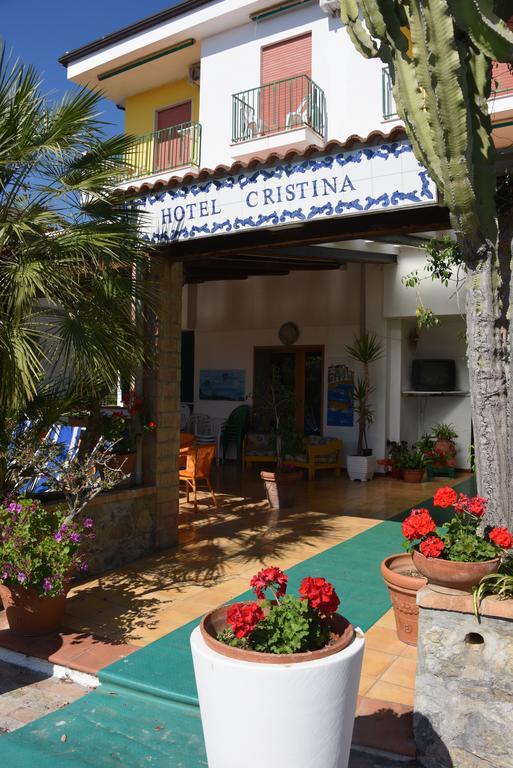 Hotel Cristina ดิอามันเต ภายนอก รูปภาพ