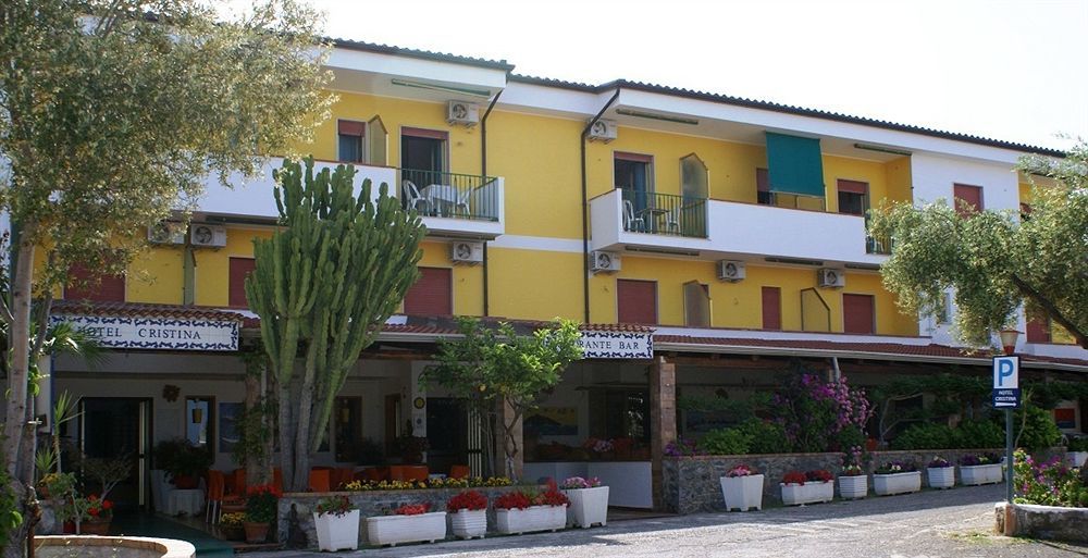 Hotel Cristina ดิอามันเต ภายนอก รูปภาพ