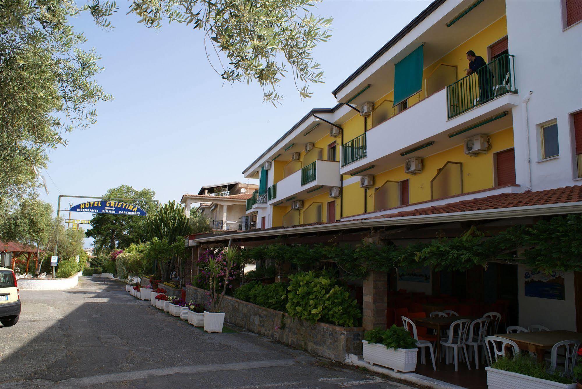 Hotel Cristina ดิอามันเต ภายนอก รูปภาพ